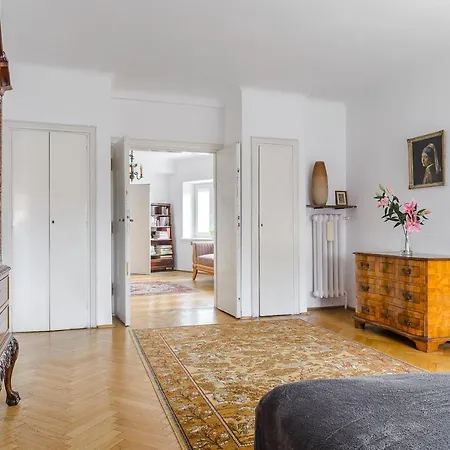P&o Al. Szucha Apartamento